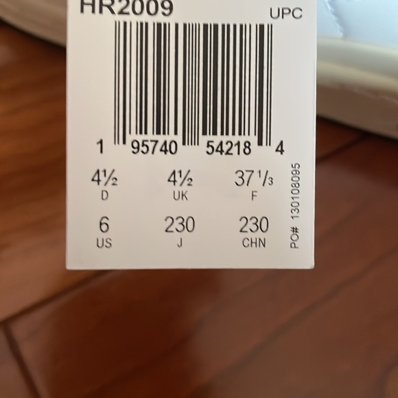 Adidas Forum 84 Low- Off White Orange Rush Purple Tint (size 37) - Picture 4 of 5
